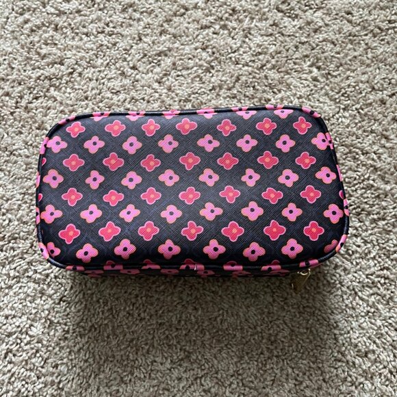 🆕NWOT Trina Turk  Double Zip Brush Case / Makeup & Cosmetic Case [Case #2] - Picture 3 of 7